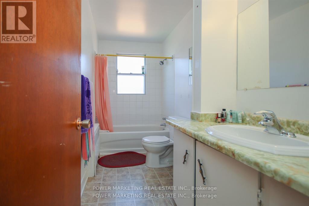 644-656 De L'eglise Street, Ottawa, Ontario  K1K 3K2 - Photo 30 - X12775434