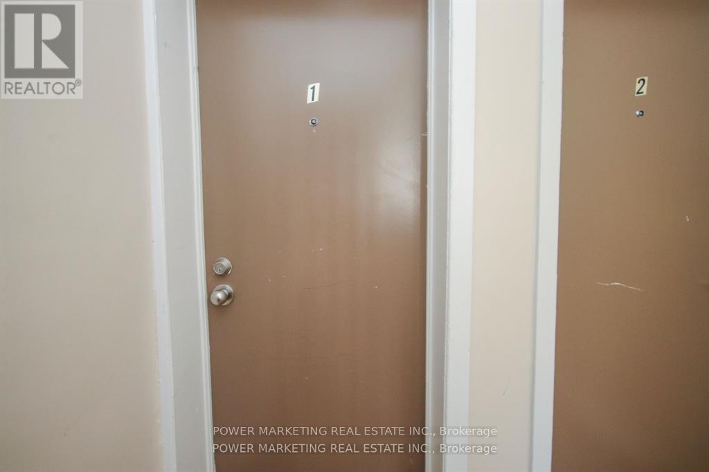 644-656 De L'eglise Street, Ottawa, Ontario  K1K 3K2 - Photo 8 - X12775434