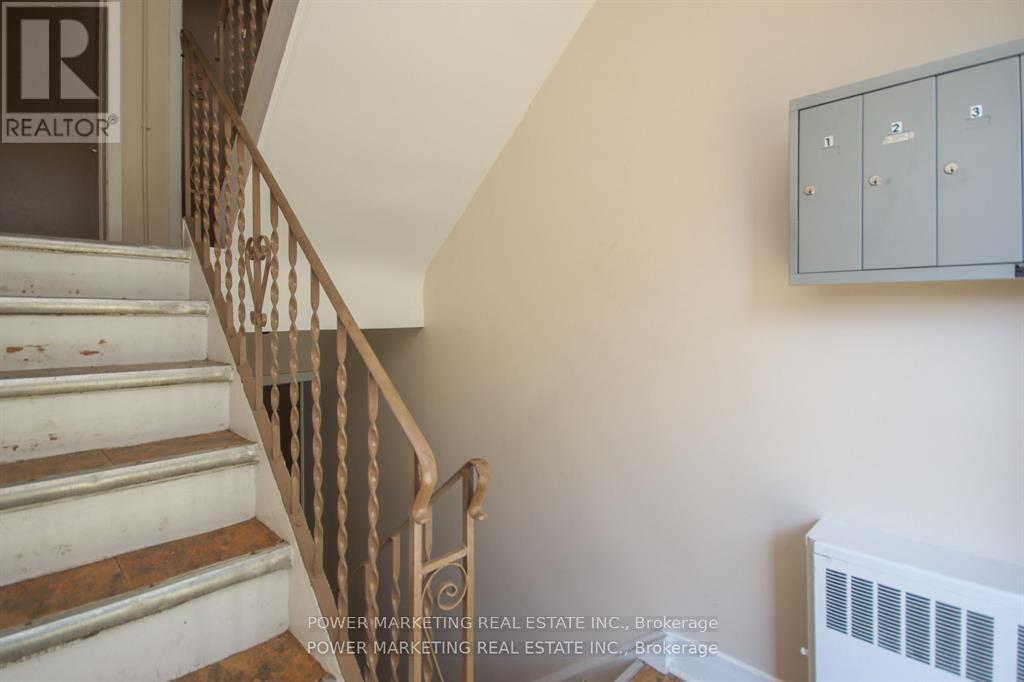 656 De L'eglise Street, Ottawa, Ontario  K1K 3K2 - Photo 36 - X12775440