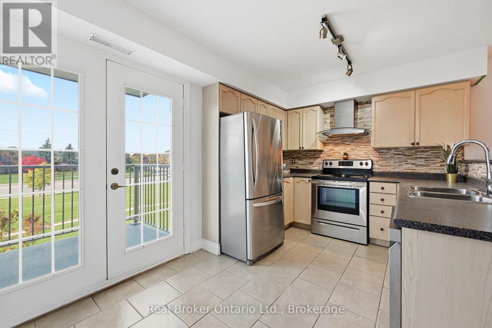 315 - 1480 Bishops Gate Nw, Oakville, Ontario  L6M 4N4 - Photo 20 - W12775174