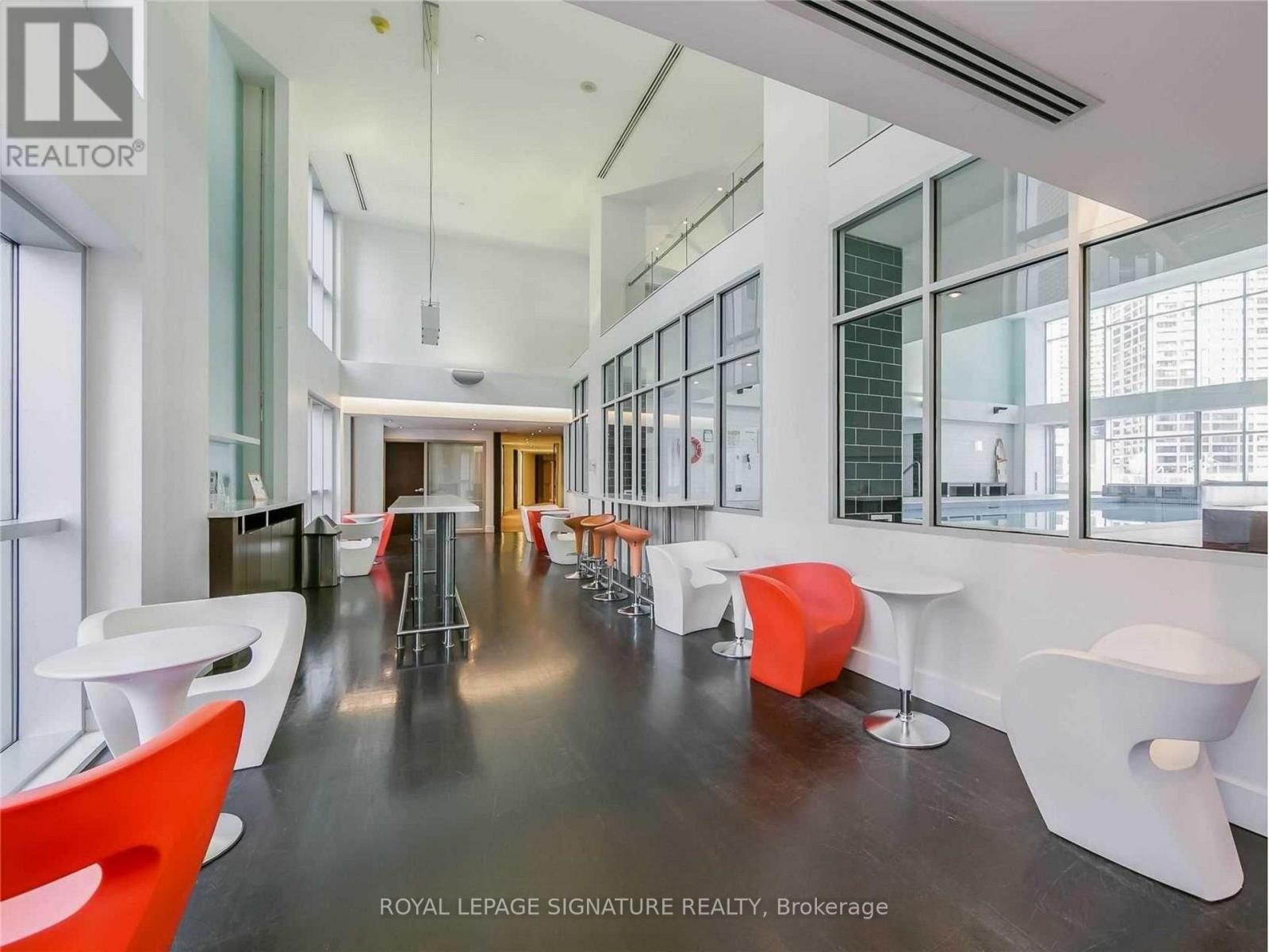 807 - 208 Queens Quay W, Toronto, Ontario  M5J 2Y5 - Photo 34 - C12774888