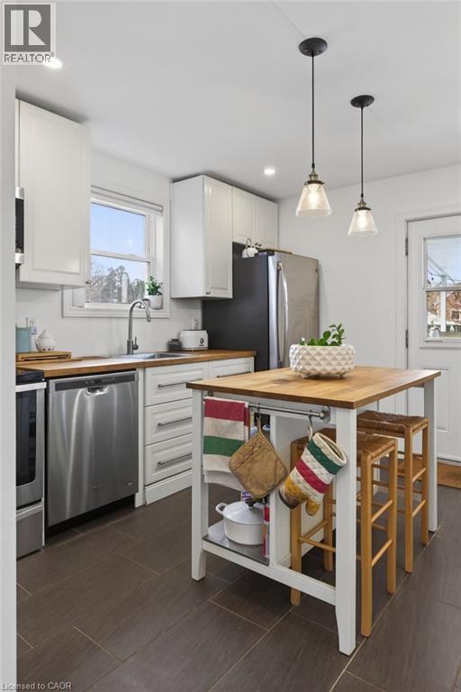 494 Upper Wentworth Street, Hamilton, Ontario  L9A 4T9 - Photo 18 - 40804017