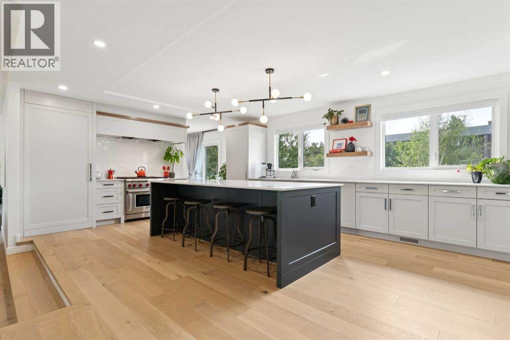 12215 Lake Erie Way Se, Calgary, Alberta  T2J 2L9 - Photo 7 - A2281763