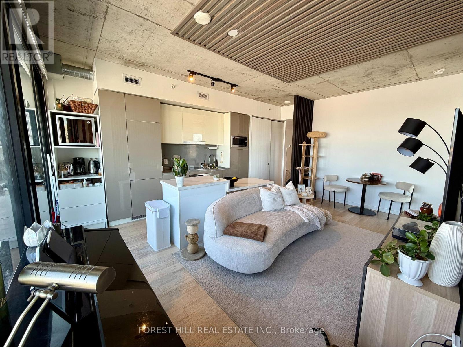 1706 - 170 Bayview Avenue, Toronto (Waterfront Communities), Ontario  M5A 0M4 - Photo 6 - C12775158