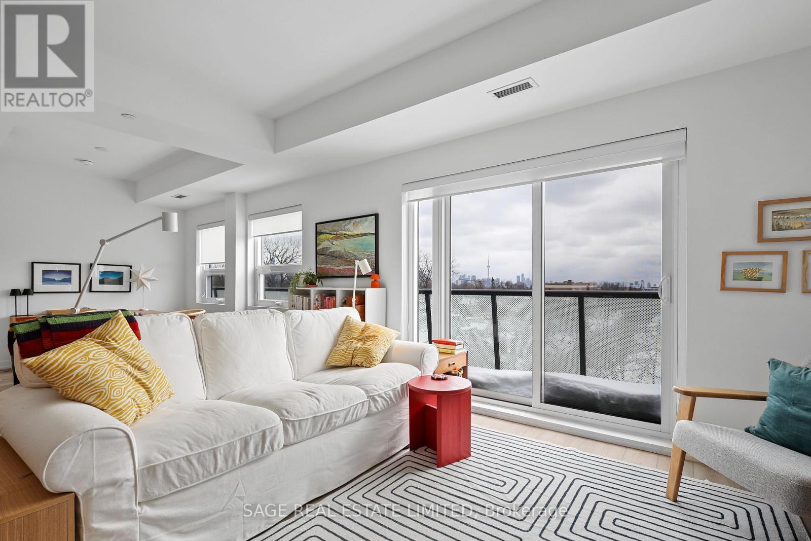 505 - 863 St Clair Avenue W, Toronto, Ontario  M6C 0B2 - Photo 16 - C12775200