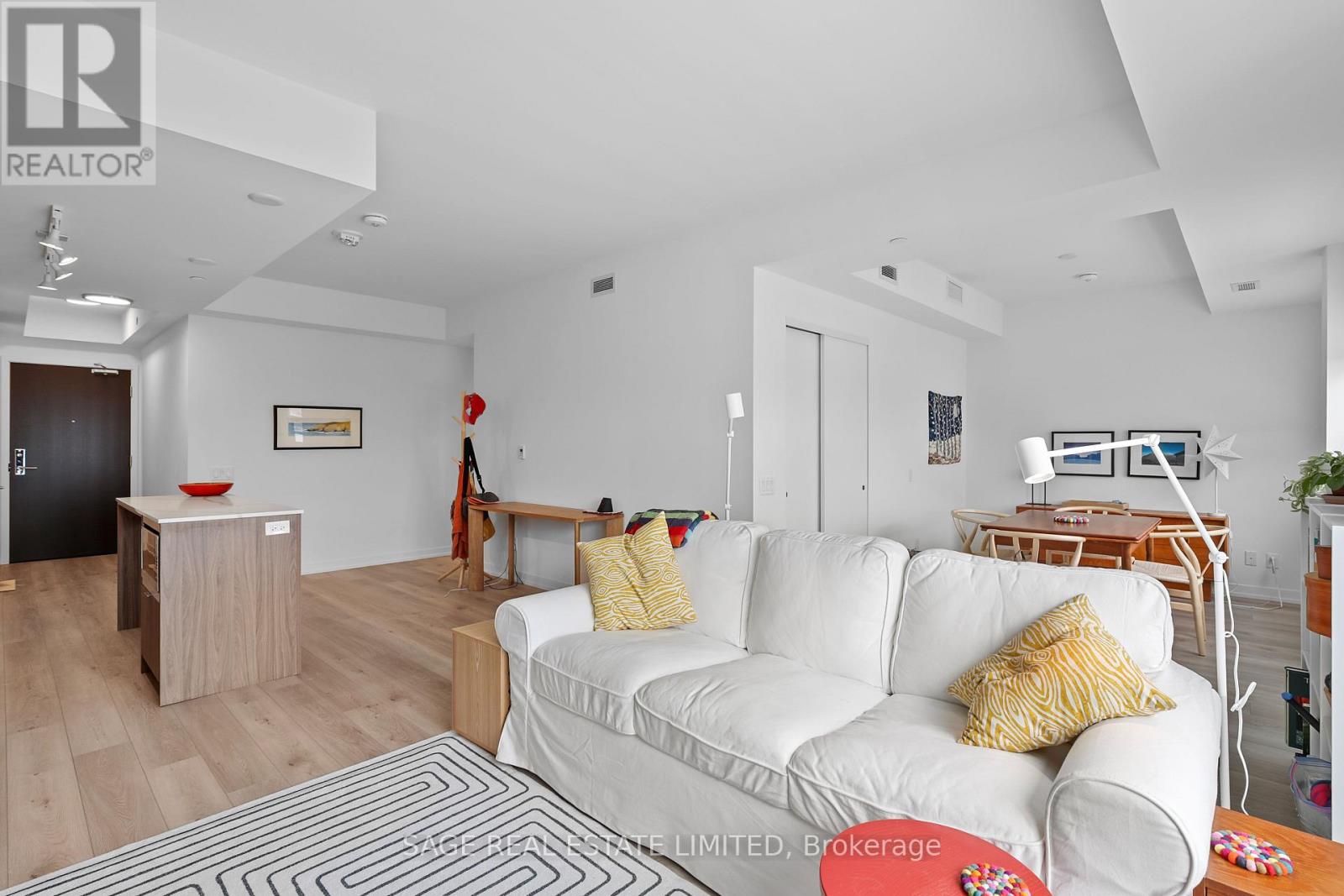 505 - 863 St Clair Avenue W, Toronto, Ontario  M6C 0B2 - Photo 17 - C12775200