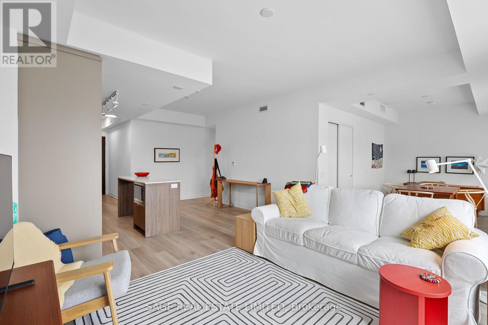 505 - 863 St Clair Avenue W, Toronto, Ontario  M6C 0B2 - Photo 18 - C12775200