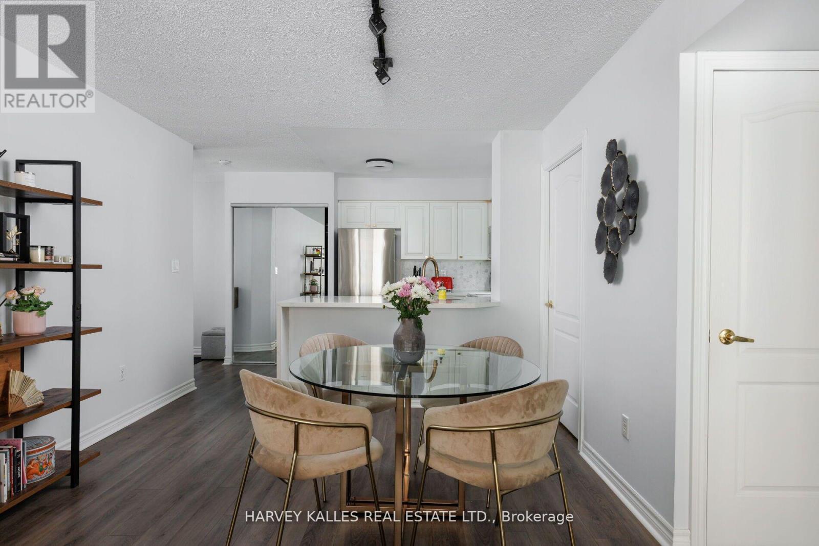 302 - 30 Hayden Street, Toronto, Ontario  M4Y 3B8 - Photo 11 - C12775302