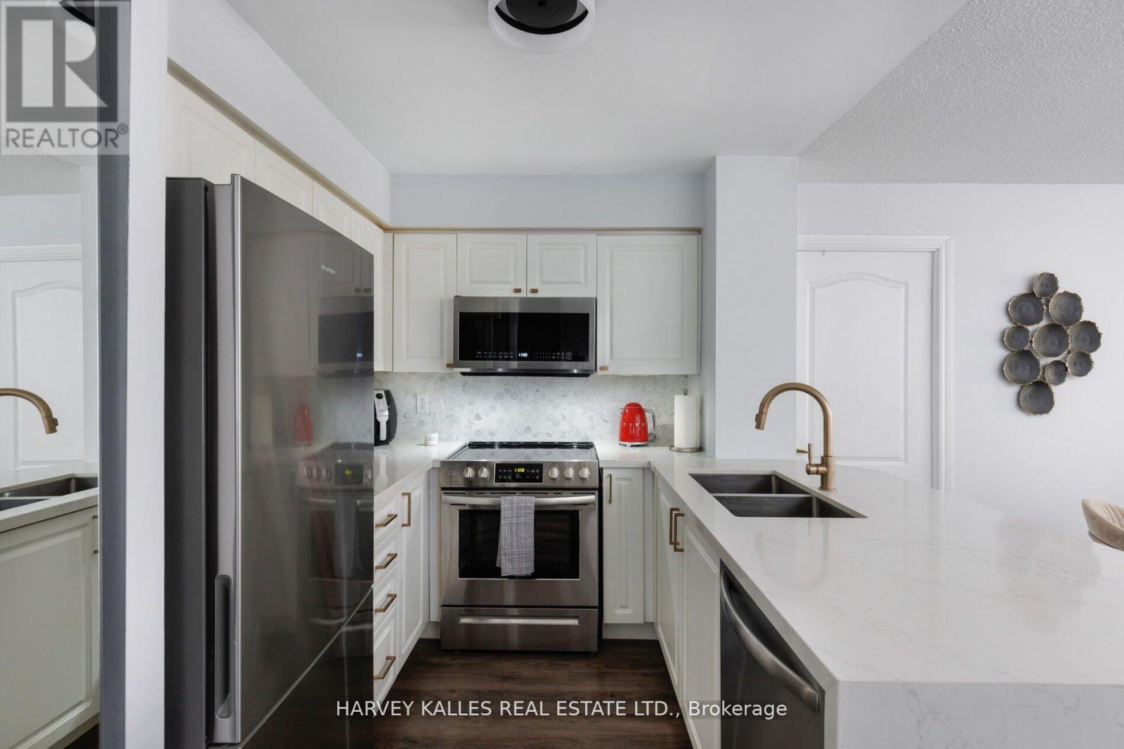 302 - 30 Hayden Street, Toronto, Ontario  M4Y 3B8 - Photo 16 - C12775302