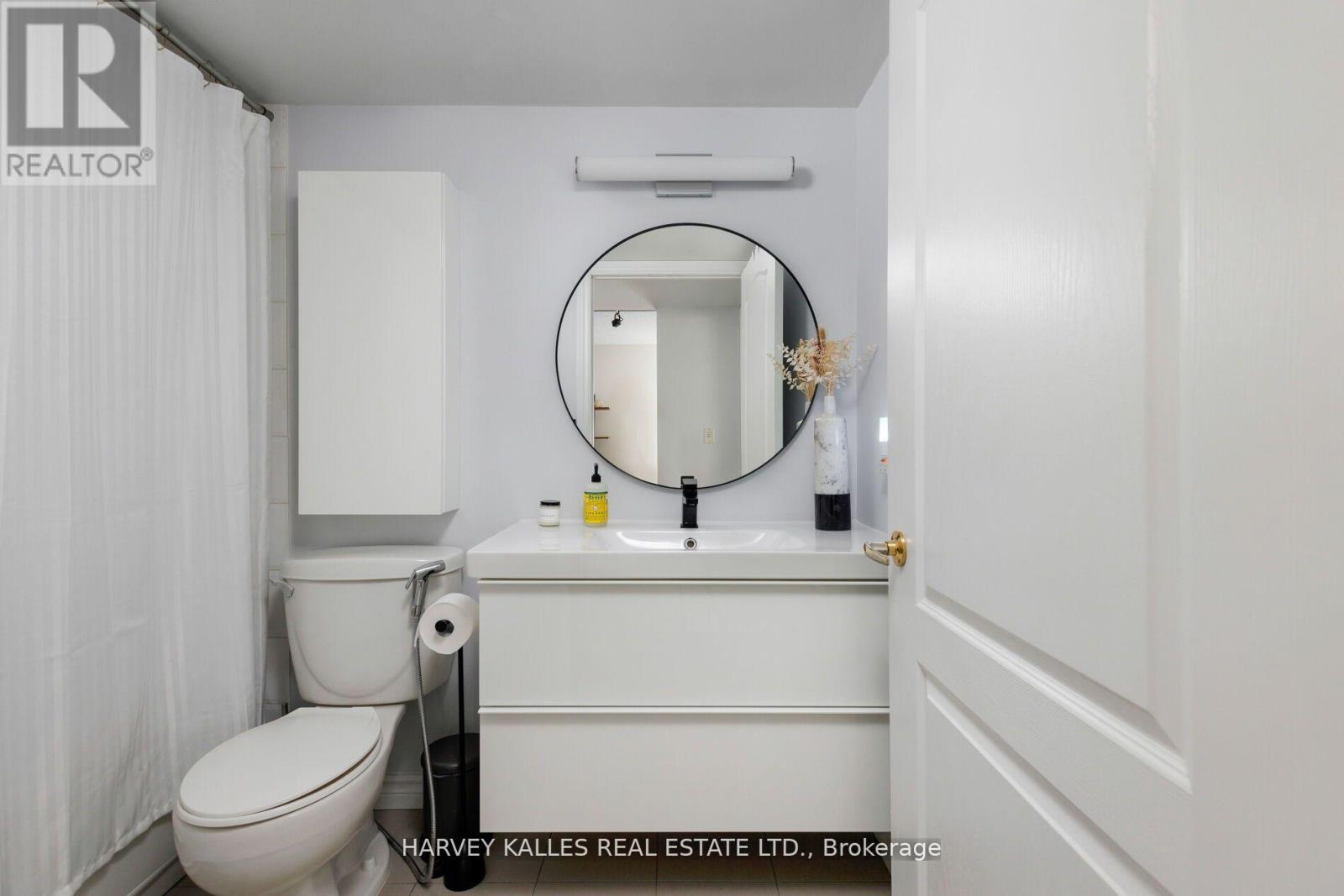 302 - 30 Hayden Street, Toronto, Ontario  M4Y 3B8 - Photo 21 - C12775302