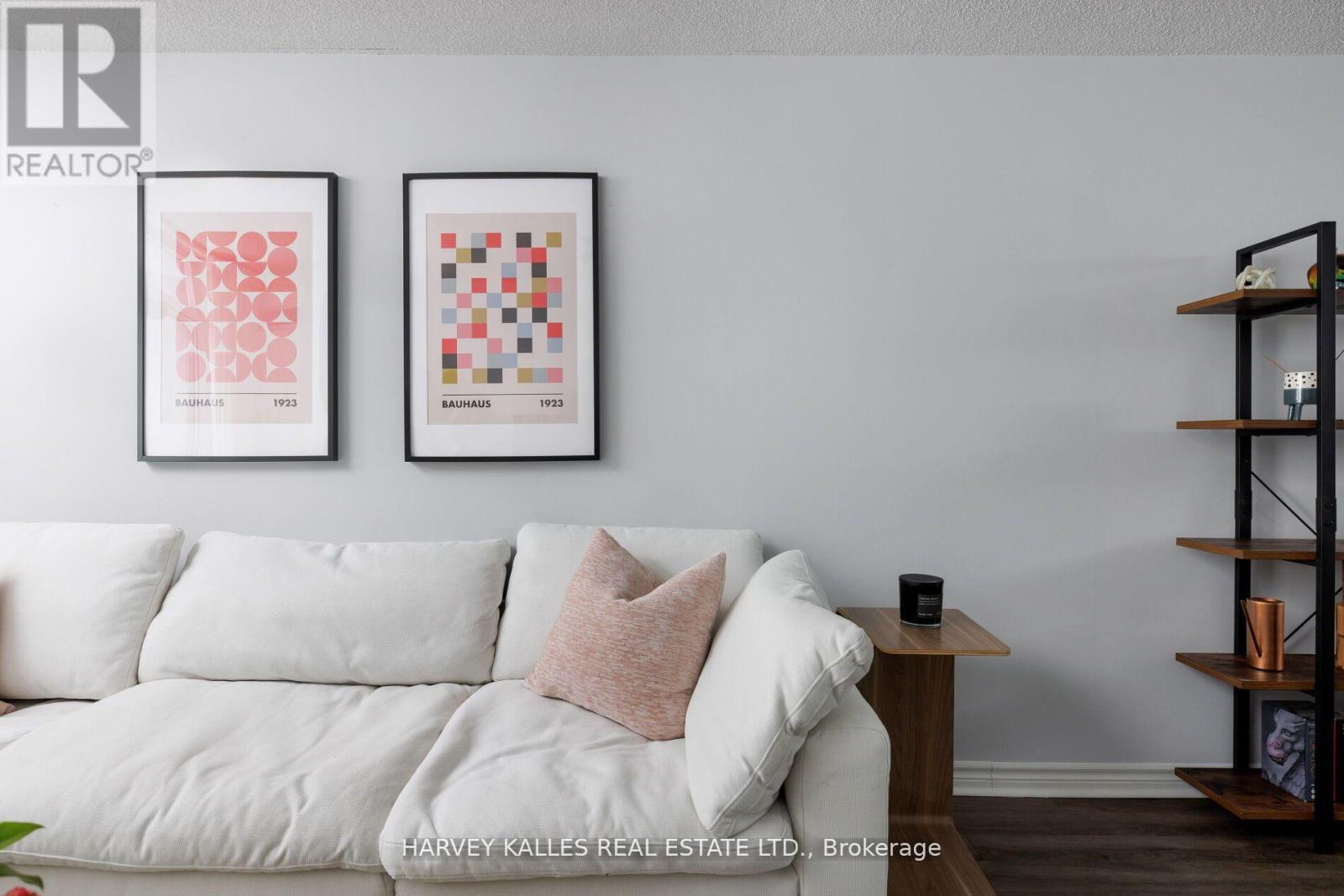 302 - 30 Hayden Street, Toronto, Ontario  M4Y 3B8 - Photo 7 - C12775302