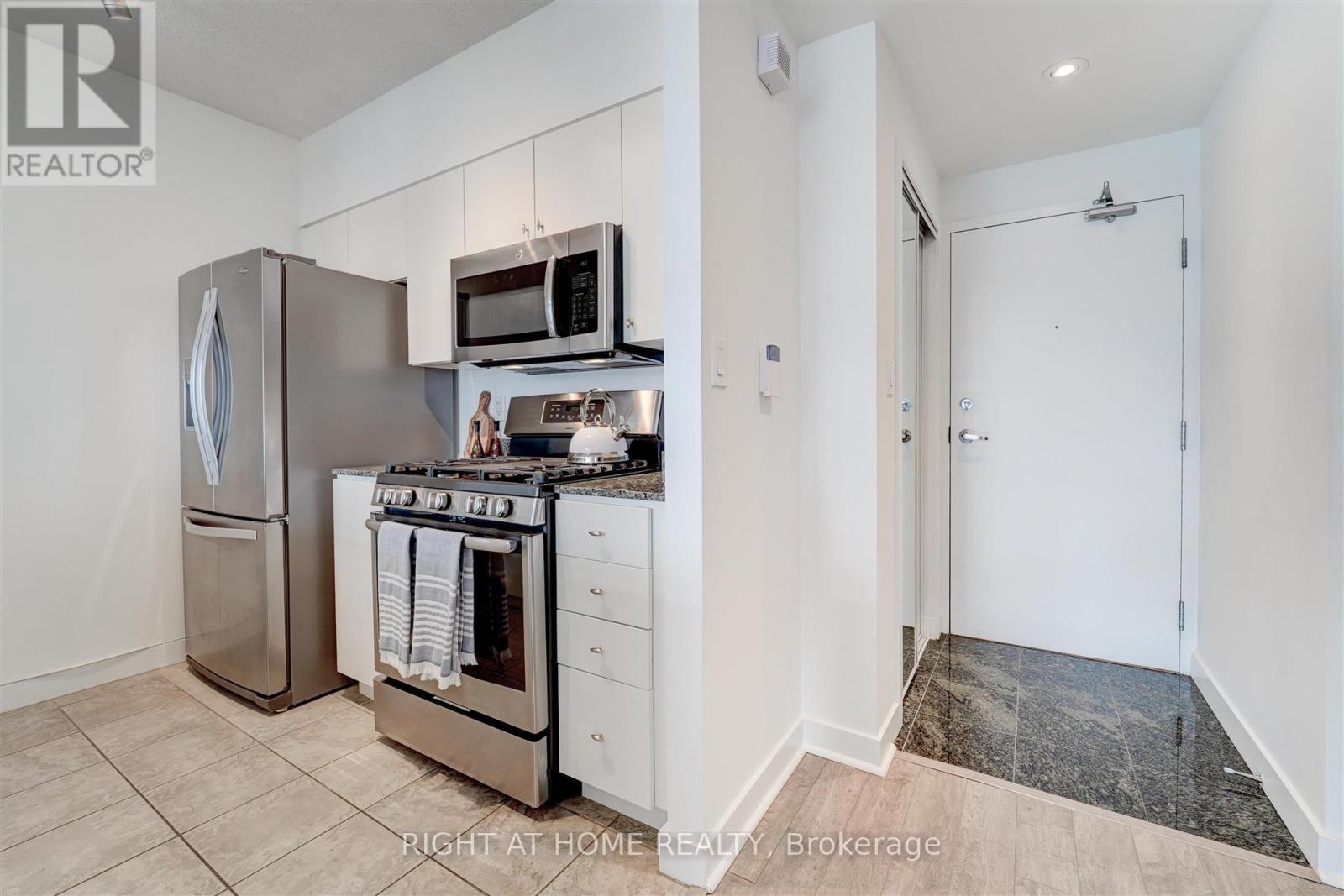 2001 - 10 Navy Wharf Court, Toronto, Ontario  M5V 3V2 - Photo 17 - C12775366