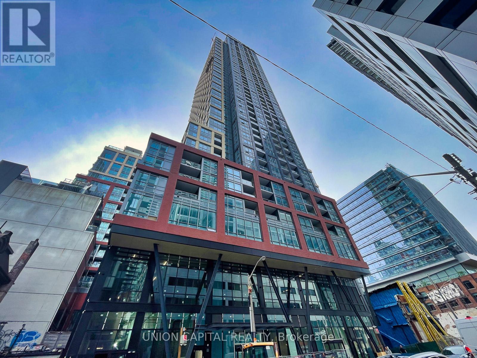 2505 - 108 PETER STREET, Toronto, Ontario
