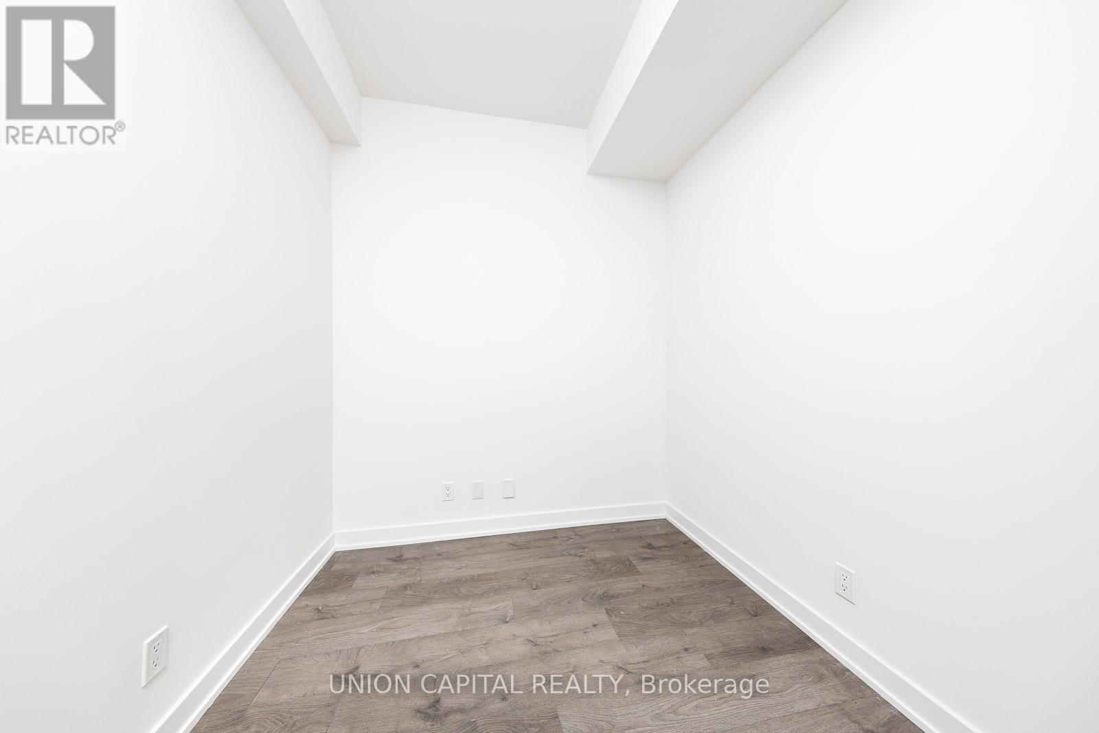 2505 - 108 Peter Street, Toronto, Ontario  M5V 2G7 - Photo 3 - C12775414