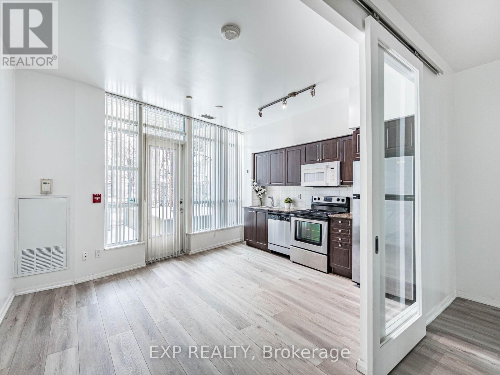 167 - 209 Fort York Boulevard, Toronto, Ontario  M5V 4A1 - Photo 7 - C12775422