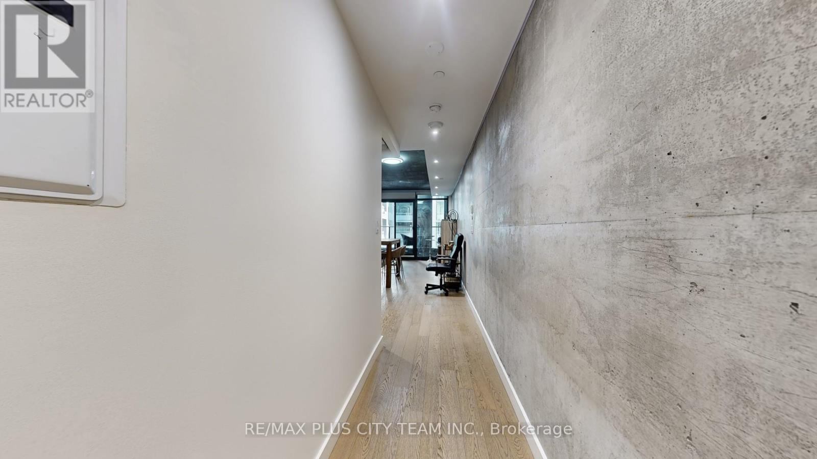 519 - 111 Bathurst Street, Toronto, Ontario  M5V 0M9 - Photo 13 - C12775430