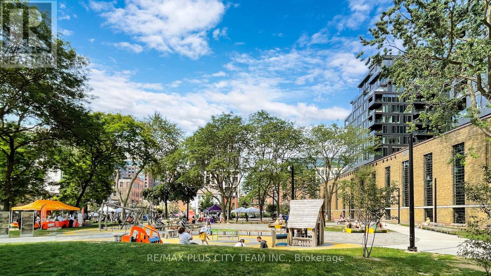 519 - 111 Bathurst Street, Toronto, Ontario  M5V 0M9 - Photo 27 - C12775430