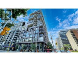 519 - 111 BATHURST STREET, Toronto, Ontario