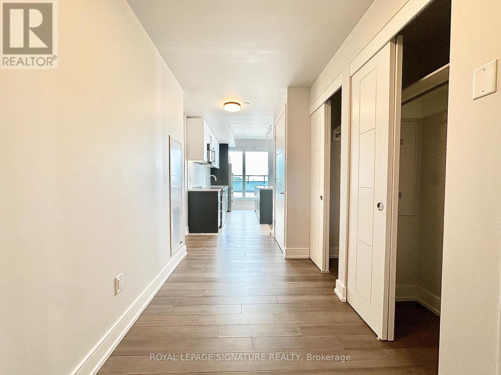 909 - 2525 Bathurst Street, Toronto, Ontario  M6B 2Y9 - Photo 3 - C12775444