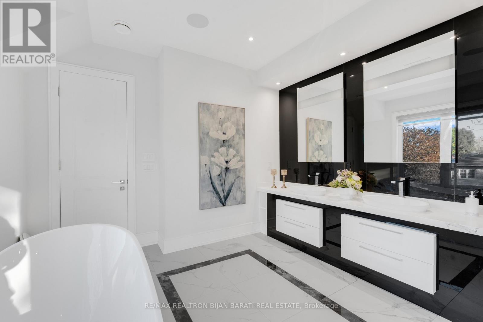 298 Hollywood Avenue, Toronto, Ontario  M2N 3L2 - Photo 29 - C12775448