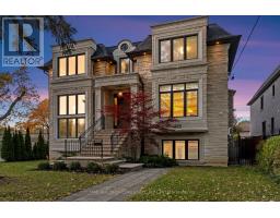 298 HOLLYWOOD AVENUE, Toronto, Ontario