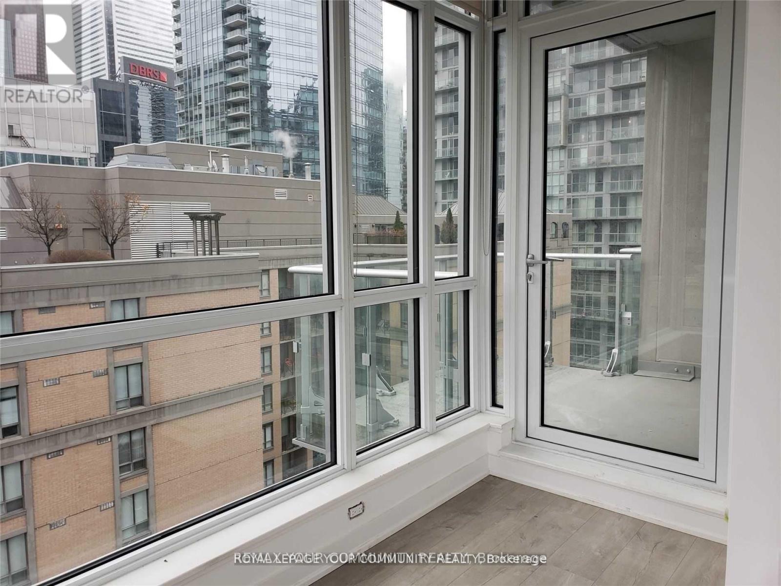 1602 - 199 Richmond Street W, Toronto, Ontario  M5V 0H4 - Photo 5 - C12775450