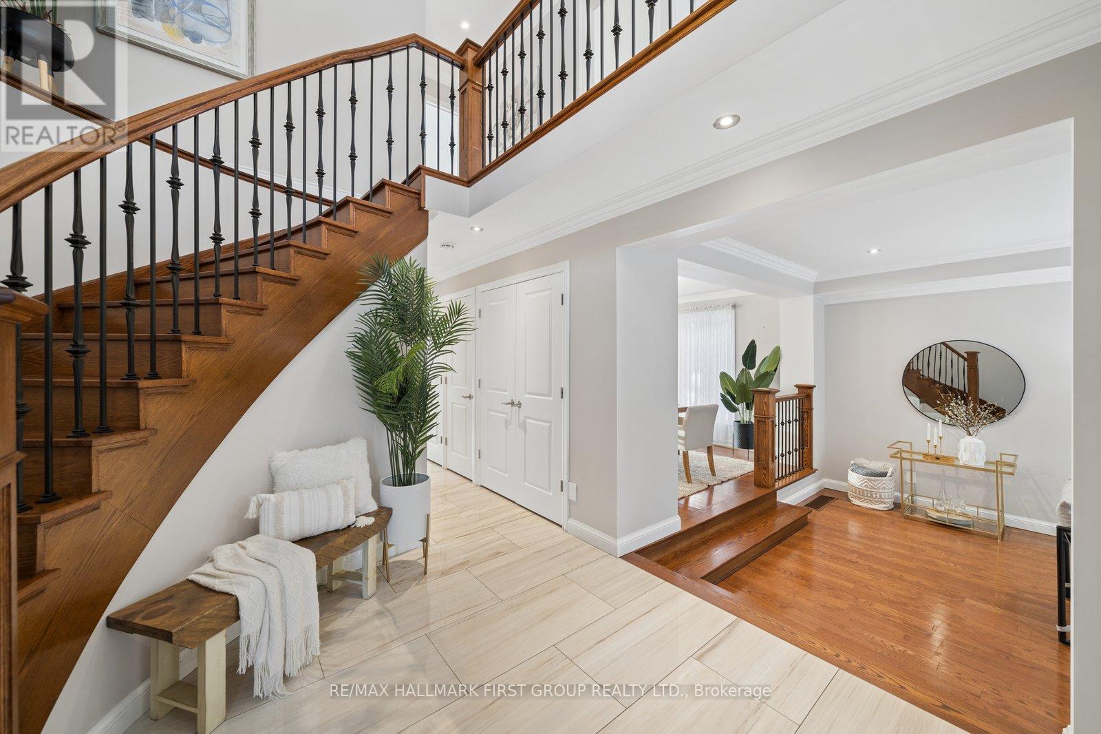 1910 Spruce Hill Road, Pickering, Ontario  L1V 1S7 - Photo 4 - E12775192