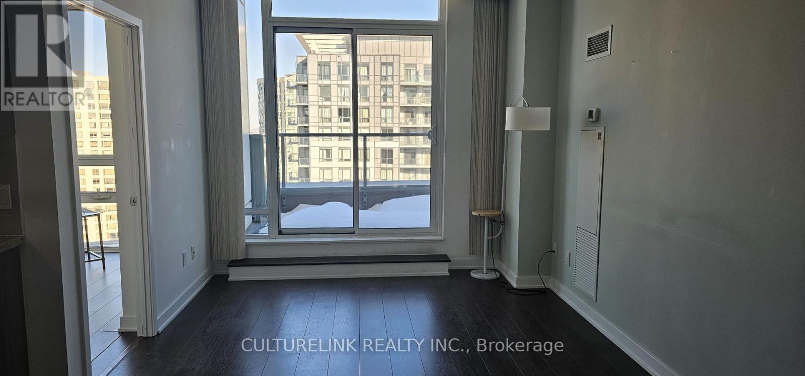 2010 - 185 Bonis Avenue, Toronto, Ontario  M1T 0A4 - Photo 5 - E12775232