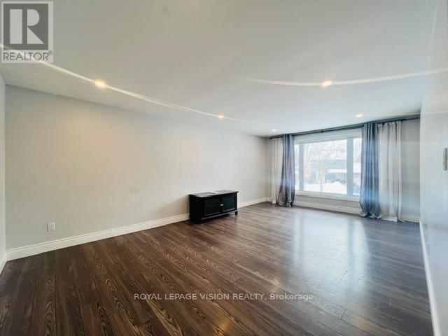 Upper - 461 Paddington Crescent, Oshawa (Centennial), Ontario  L1G 7P3 - Photo 10 - E12775416