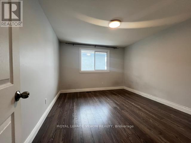 Upper - 461 Paddington Crescent, Oshawa (Centennial), Ontario  L1G 7P3 - Photo 17 - E12775416