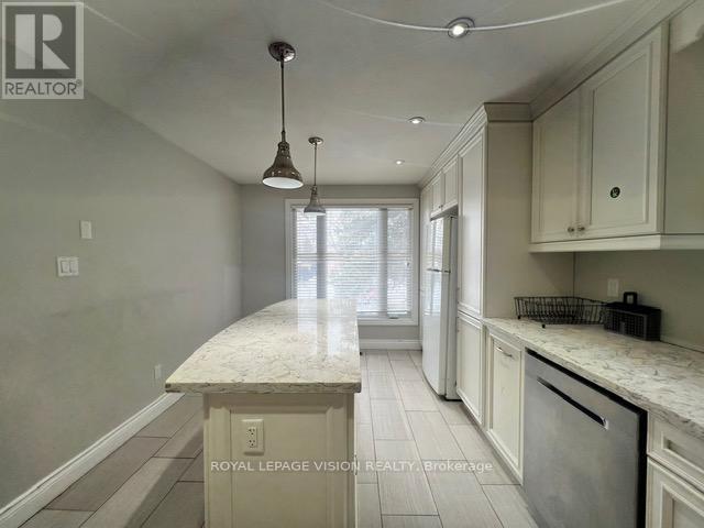 Upper - 461 Paddington Crescent, Oshawa (Centennial), Ontario  L1G 7P3 - Photo 7 - E12775416