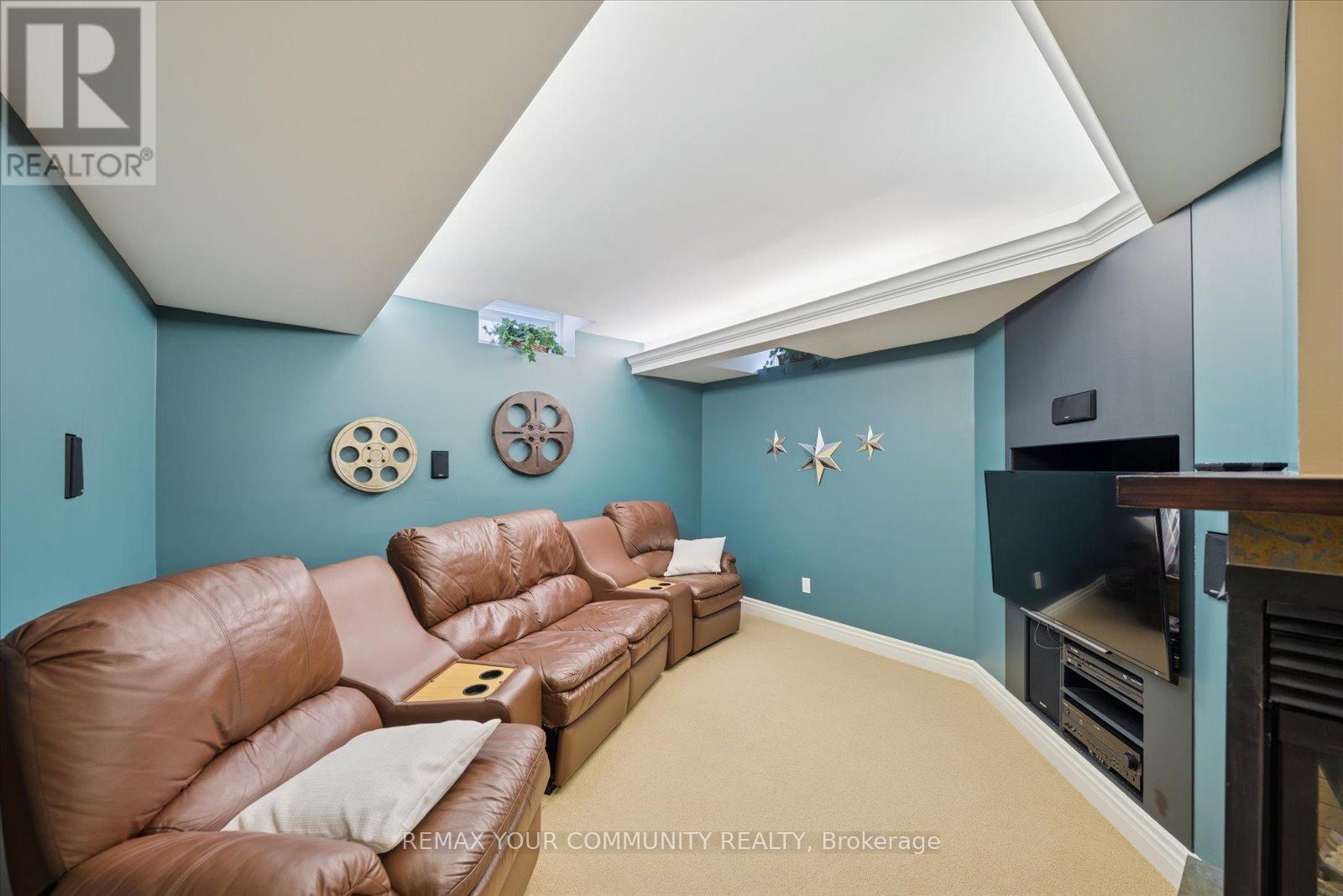 9 Winterport Court, Richmond Hill, Ontario  L4C 9V6 - Photo 41 - N12775170