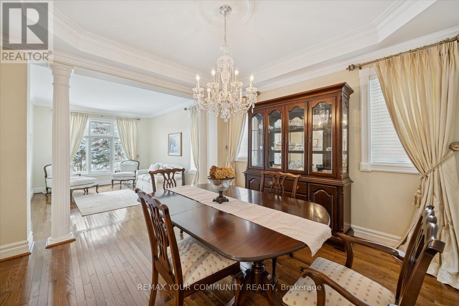 9 Winterport Court, Richmond Hill, Ontario  L4C 9V6 - Photo 8 - N12775170