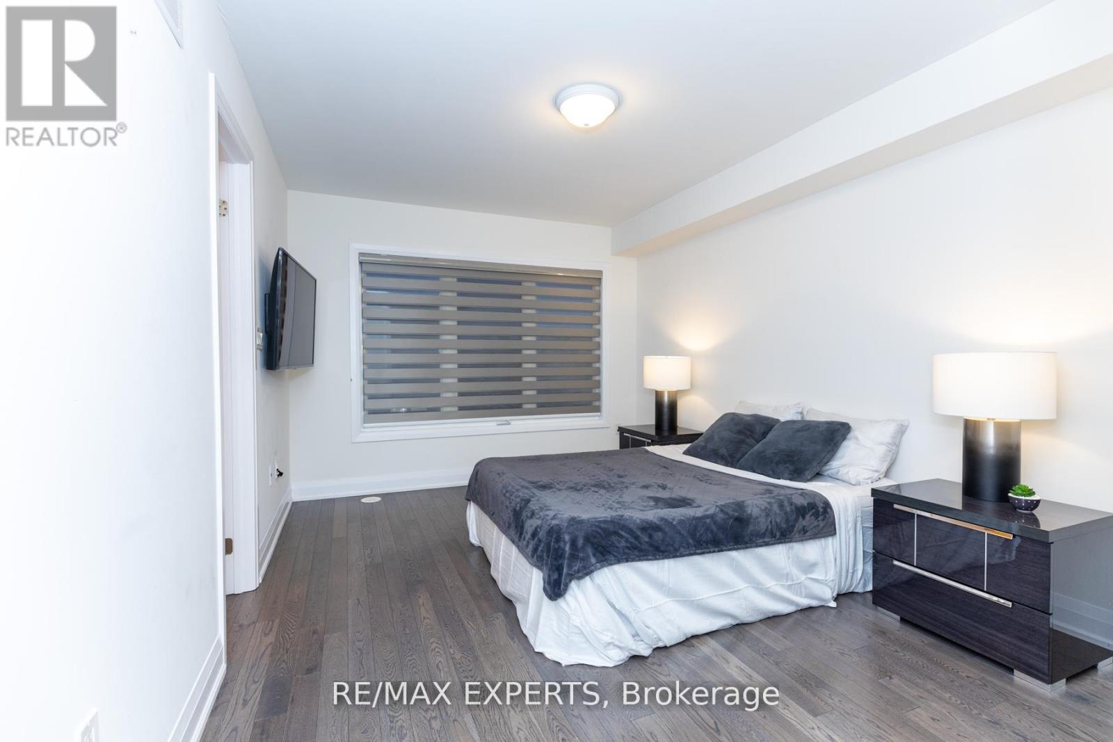 190 Moneypenny Place, Vaughan (Beverley Glen), Ontario  L4J 0K9 - Photo 9 - N12775196