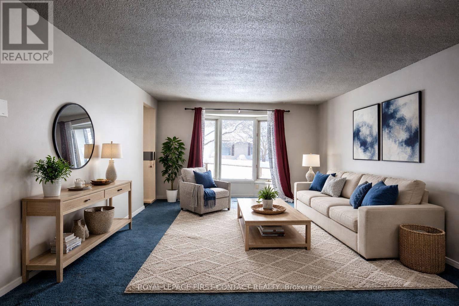 27 Royal Oak Drive, Innisfil, Ontario  L0L 1L0 - Photo 6 - N12775204