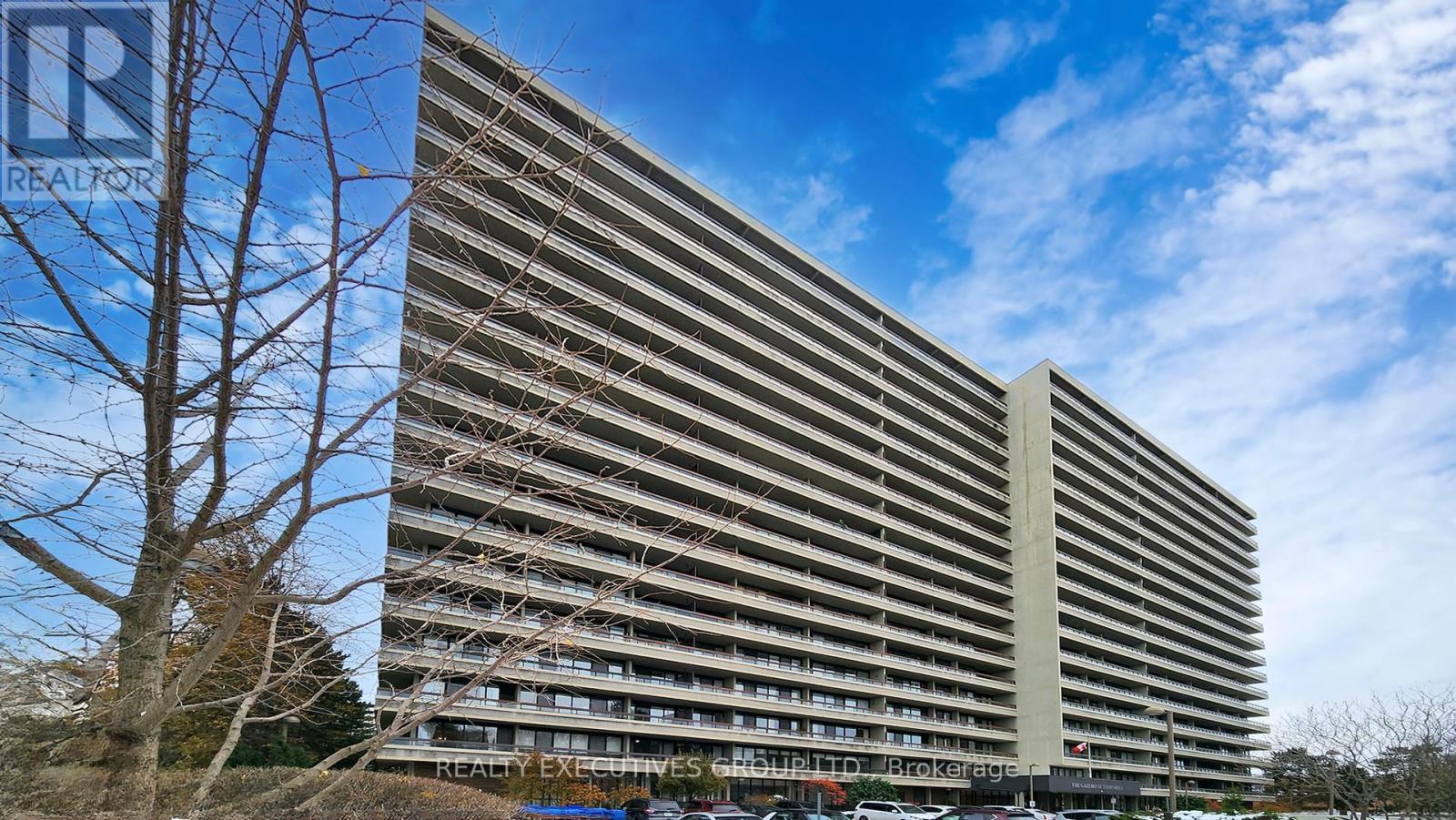 905 - 8111 Yonge Street, Markham, Ontario  L3T 4V9 - Photo 2 - N12775352