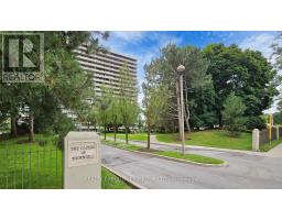 905 - 8111 YONGE STREET, Markham, Ontario