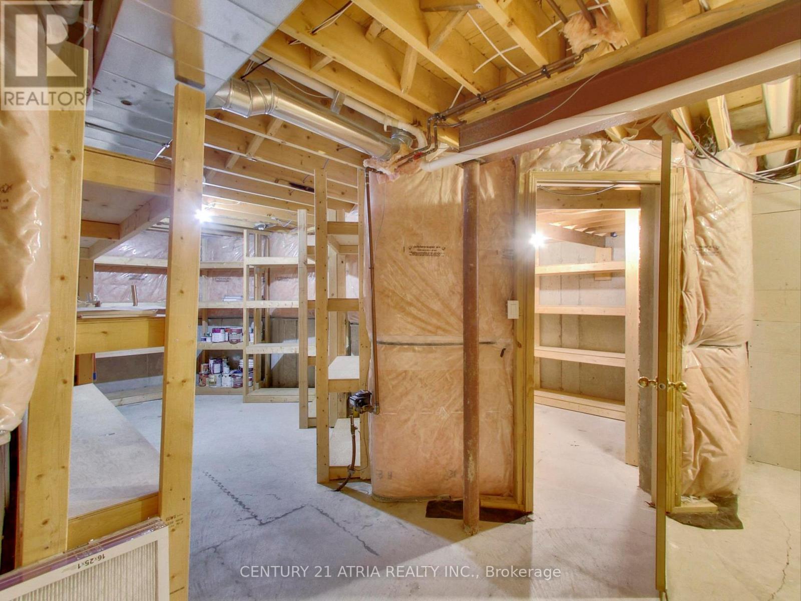 2 Whalen Court, Richmond Hill (Westbrook), Ontario  L4C 9T5 - Photo 44 - N12775362