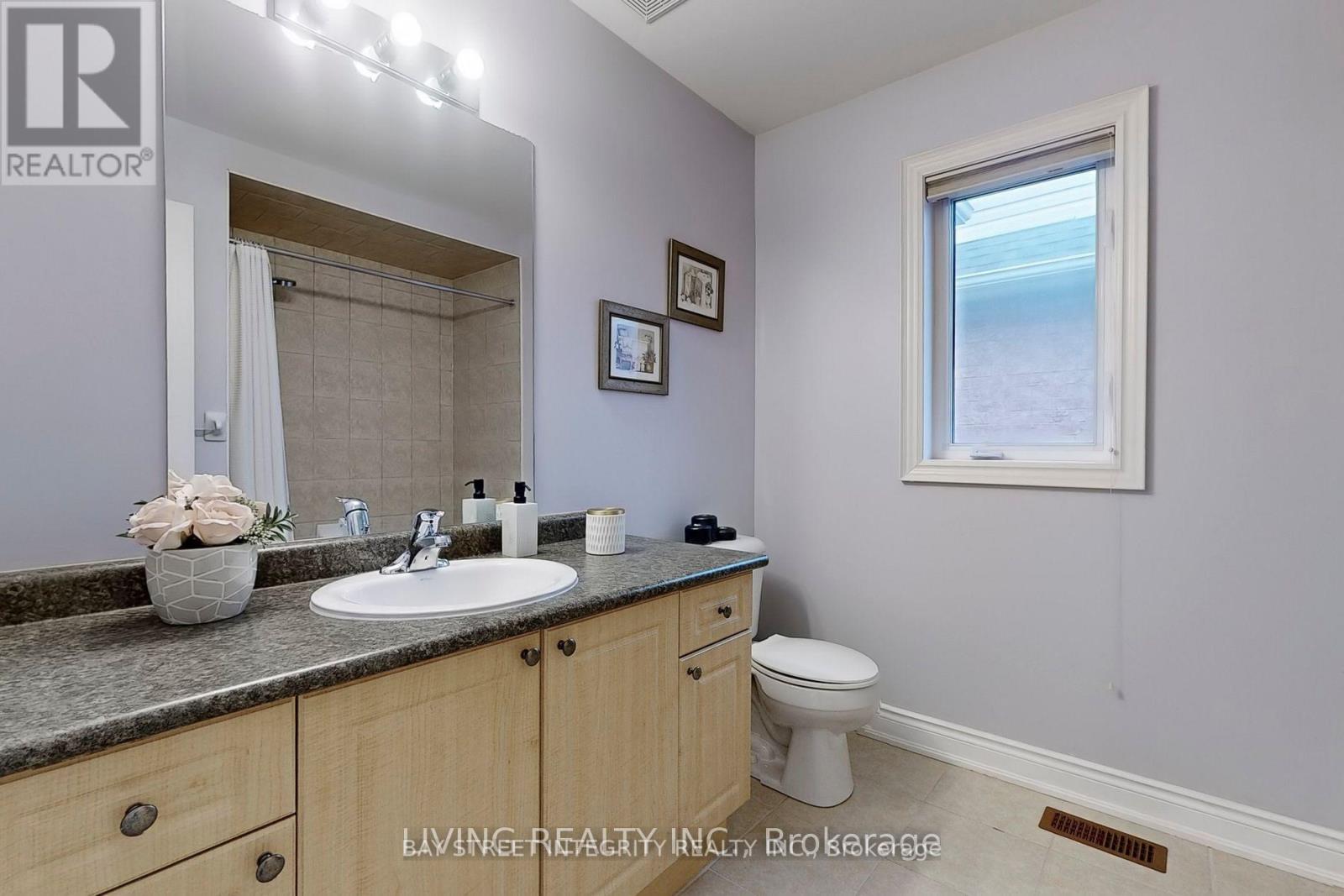 40 Danpatrick Drive, Richmond Hill, Ontario  L4S 2S7 - Photo 19 - N12775392