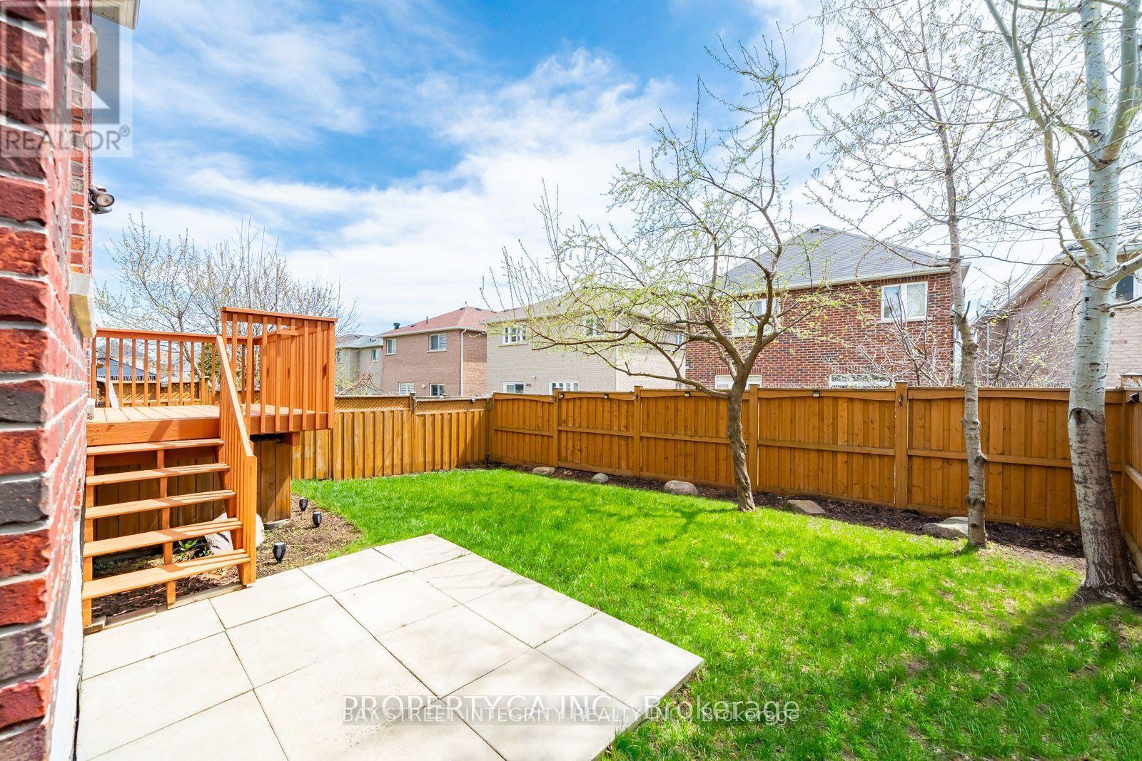 40 Danpatrick Drive, Richmond Hill, Ontario  L4S 2S7 - Photo 21 - N12775392