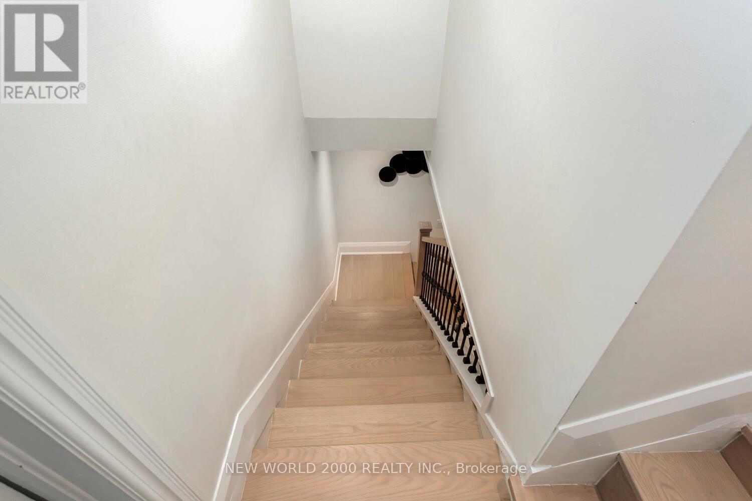 8071 Kipling Avenue, Vaughan, Ontario  L4L 2A2 - Photo 25 - N12775428