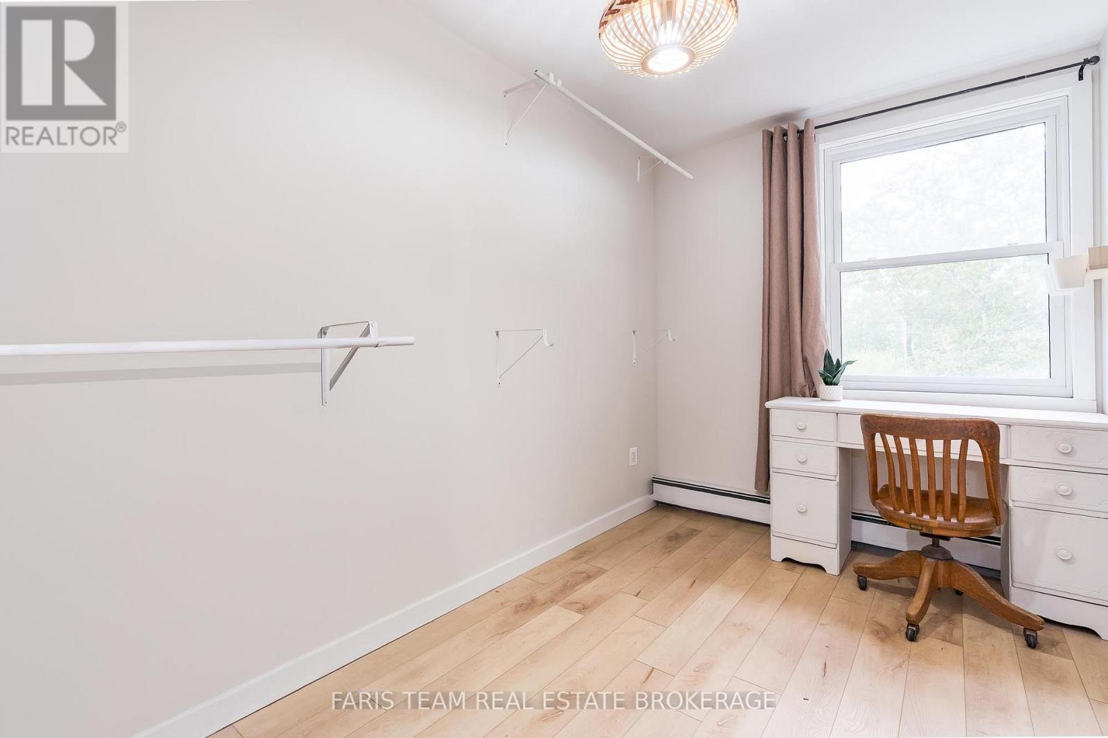 2668 Westshore Crescent, Severn (West Shore), Ontario  L3V 0V8 - Photo 13 - S12775206