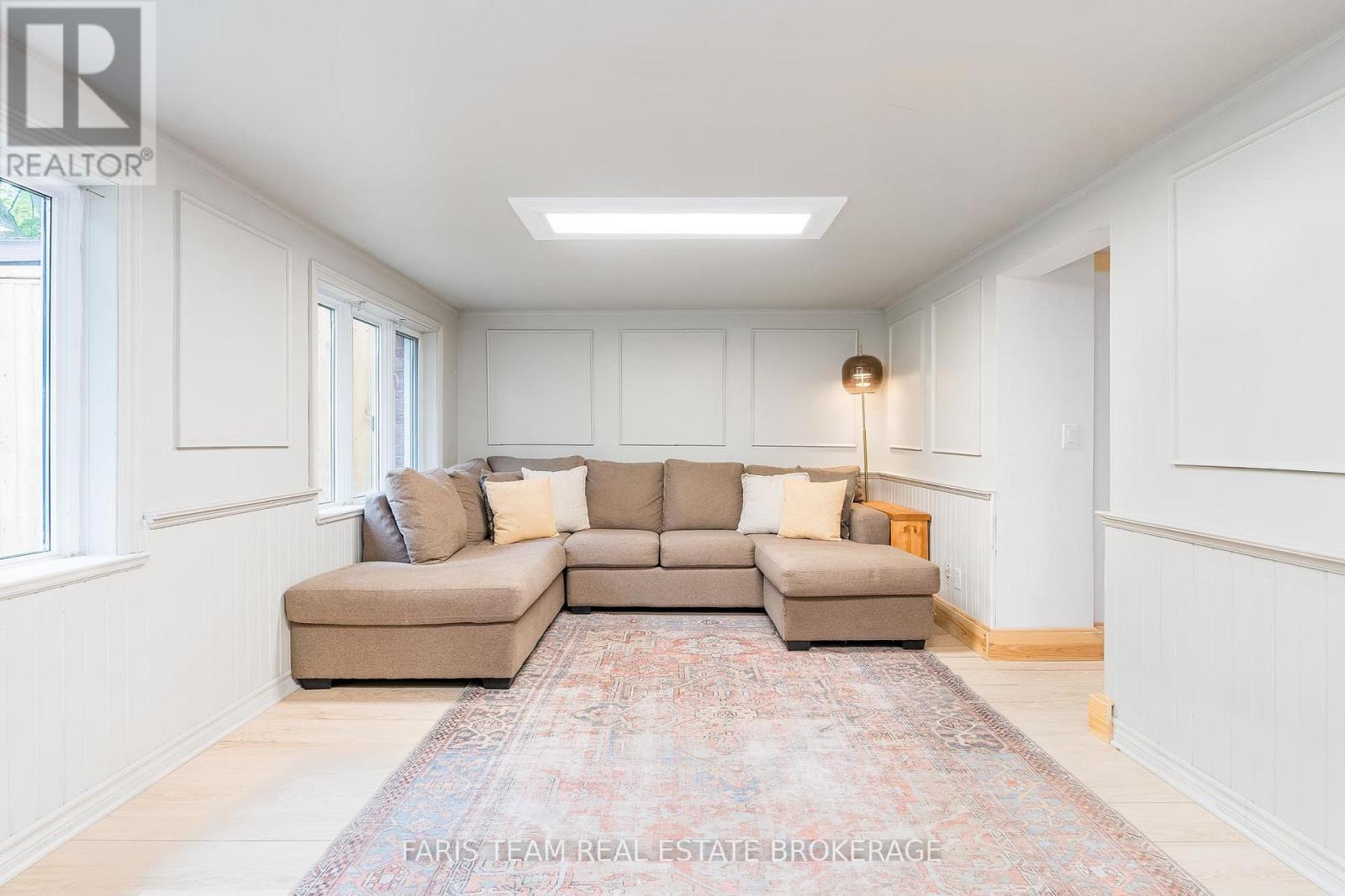 2668 Westshore Crescent, Severn (West Shore), Ontario  L3V 0V8 - Photo 21 - S12775206