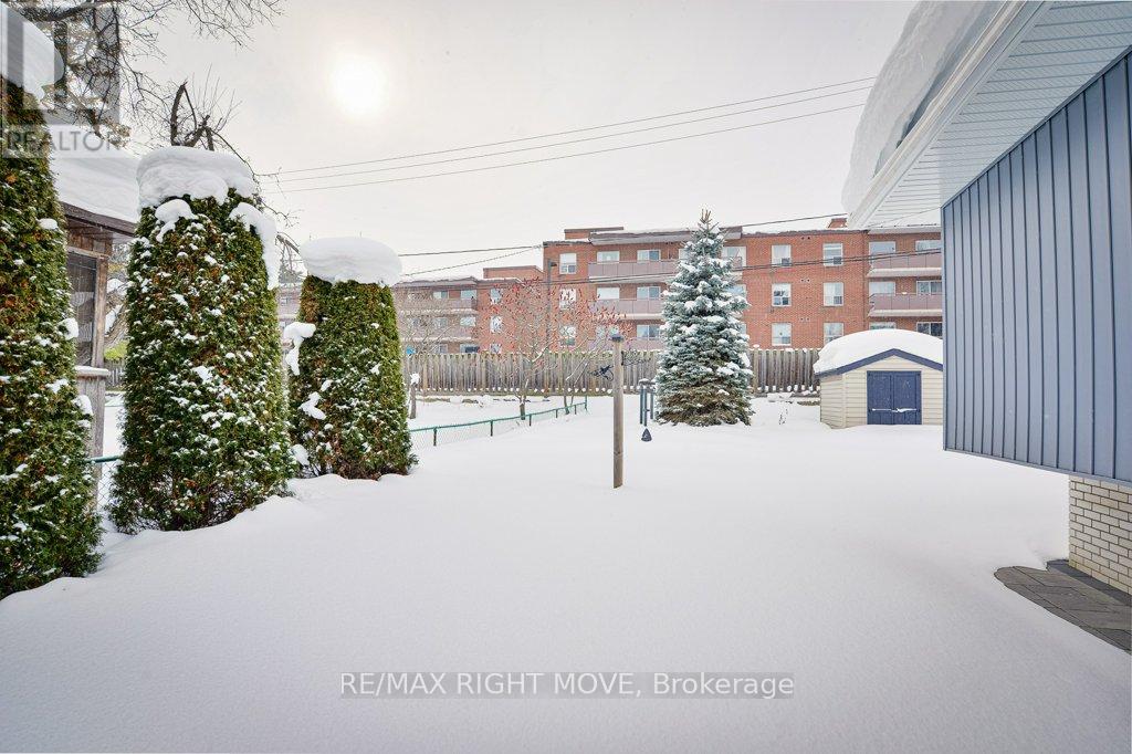 429 Highland Avenue, Orillia, Ontario  L3V 4E8 - Photo 33 - S12775270