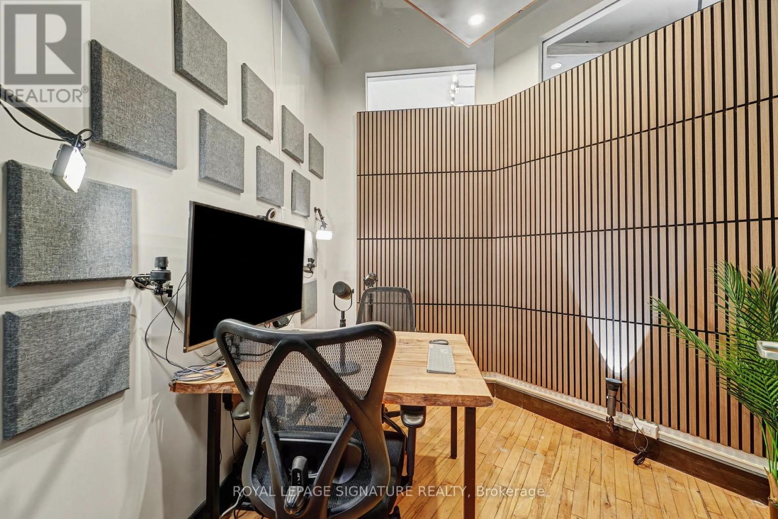 Office B - 259 Danforth Avenue, Toronto, Ontario  M4K 2X4 - Photo 19 - E12773710