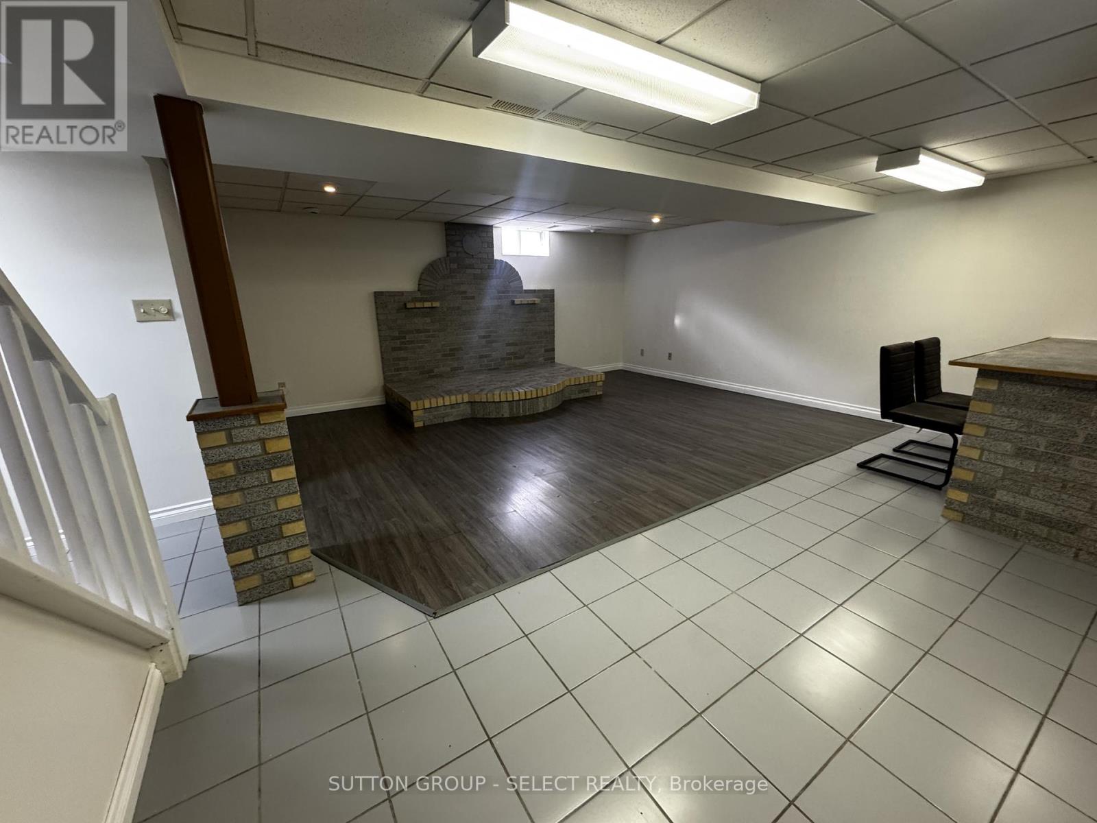 31 Meadowview Road, London South, Ontario  N6J 4E5 - Photo 29 - X12598600