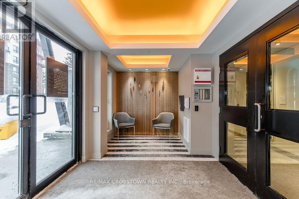 609 - 304 Essa Road, Barrie, Ontario  L9J 0H4 - Photo 4 - S12675414