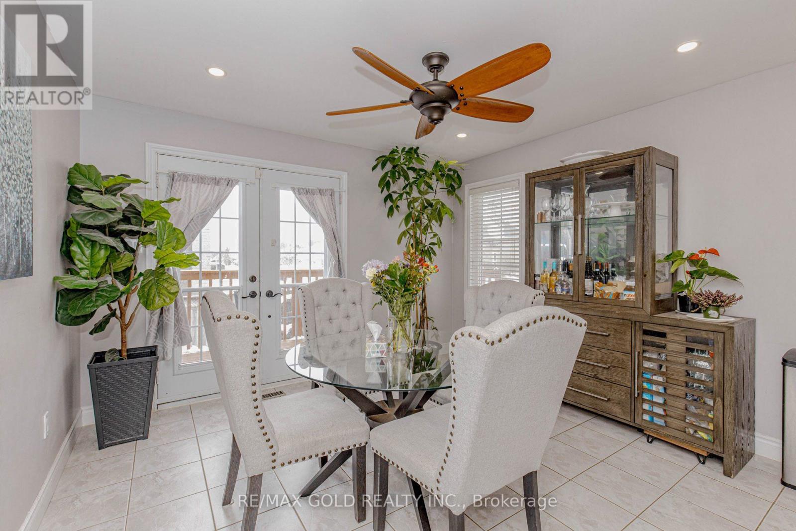 32 Aspenwood Trail, Caledon, Ontario  L7C 1B7 - Photo 15 - W12775212