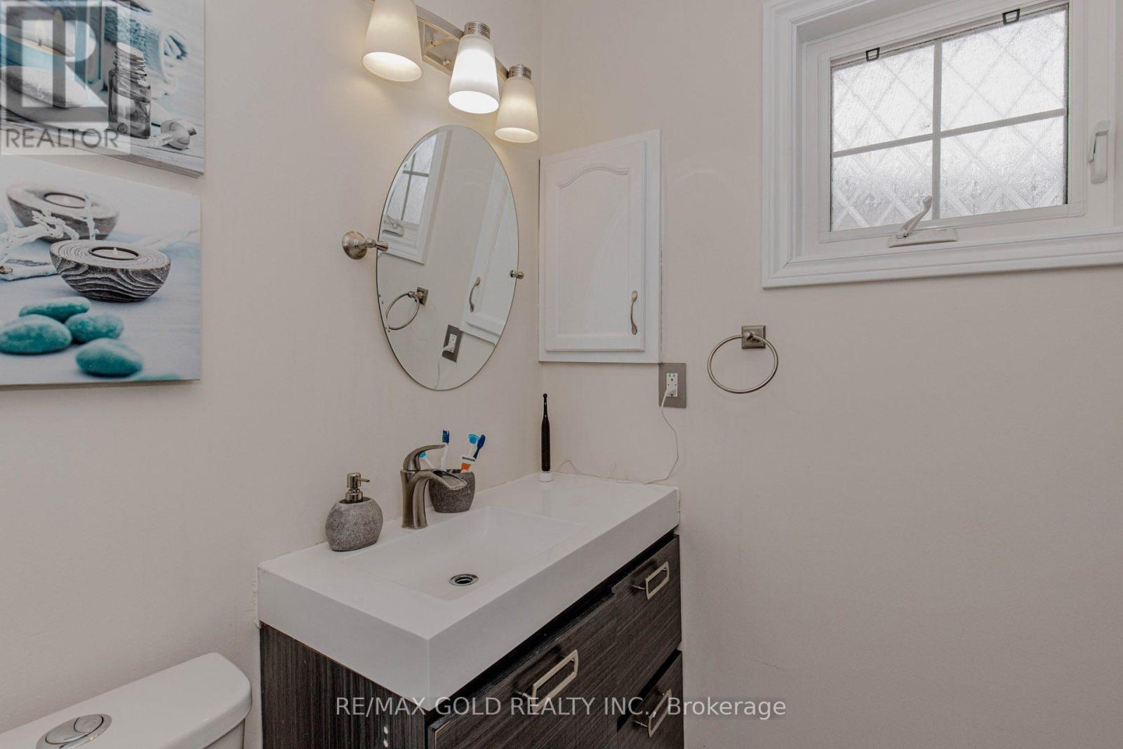 32 Aspenwood Trail, Caledon, Ontario  L7C 1B7 - Photo 20 - W12775212