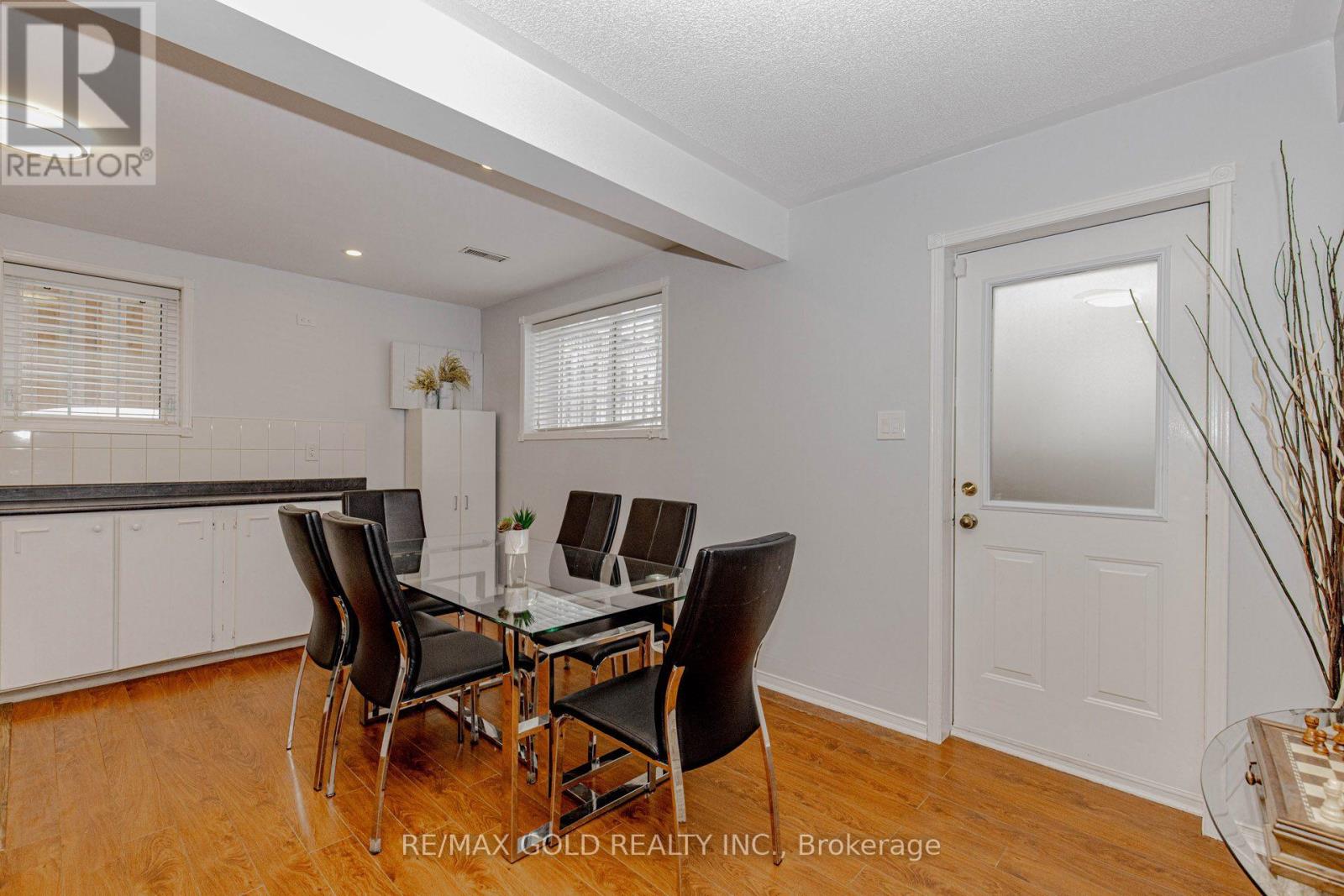 32 Aspenwood Trail, Caledon, Ontario  L7C 1B7 - Photo 30 - W12775212